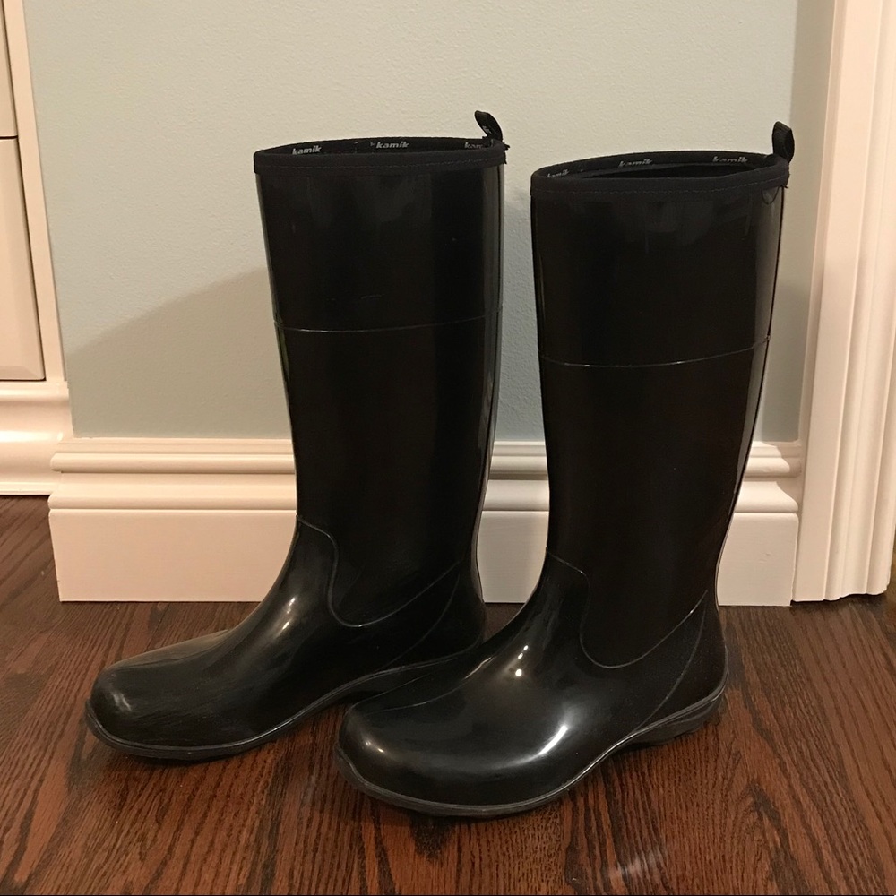 Black Kamik Rain Boots